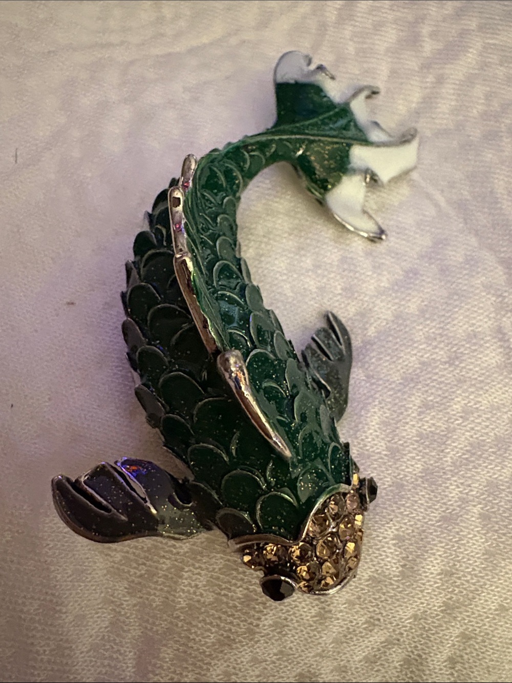Green Koi Broich